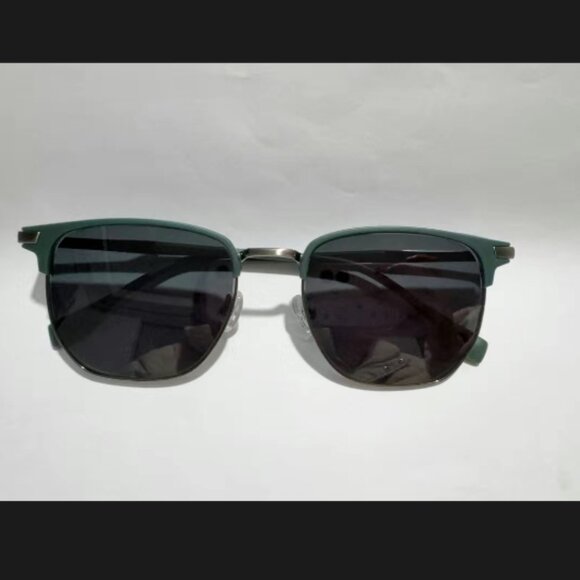 Classic Square Sunglasses - Picture 1 of 5